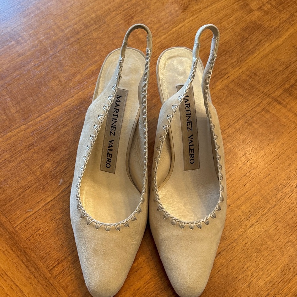 Martinez Valero Elegant Cream Suede Slingback Heels